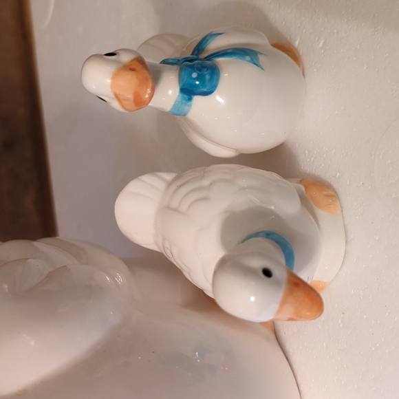 Mother Goose Cookie Jar With Salt And Pepper Shakers - Picture 3 of 16